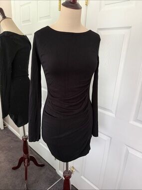 Express S Long-Sleeve Black Ruched Bodycon Dress